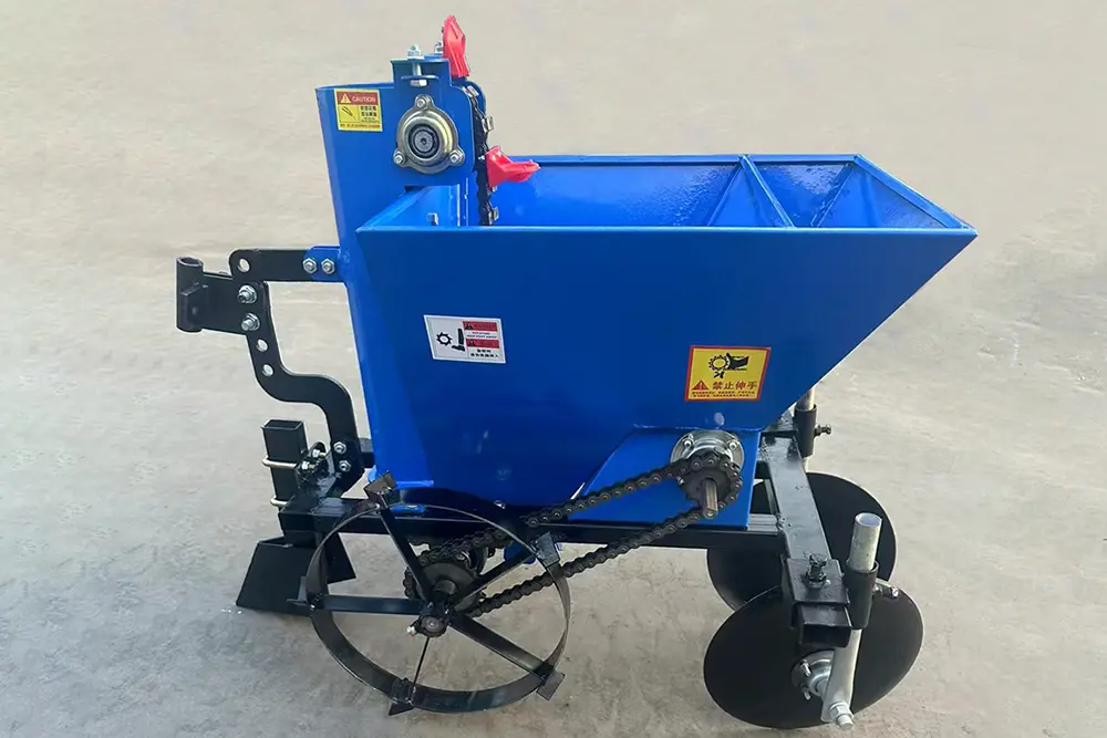 OEM ODM small 1-line potatomelon seeder tractor pull efficient and practical (6).jpg