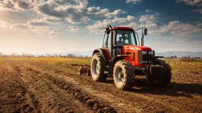 Revolutionizing Agriculture: How Walking Tractors Enhance Farming Efficiency